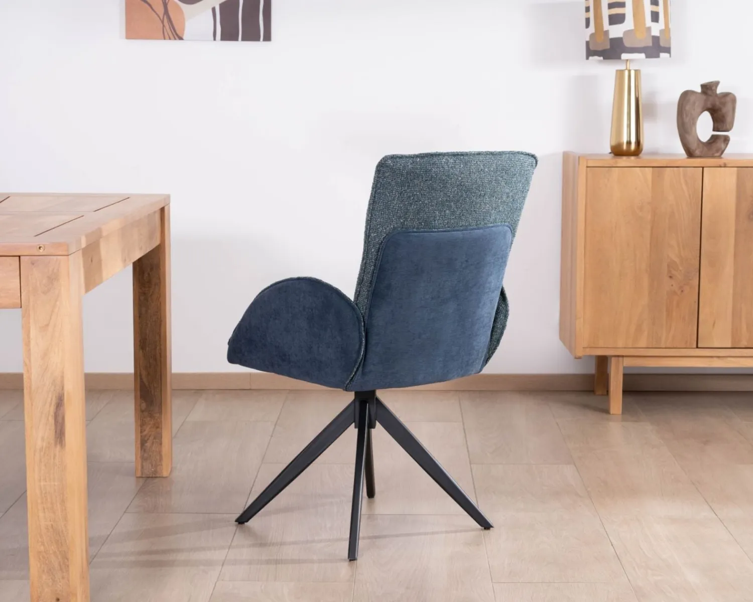 Meuble House Lot de 2 chaises en tissu bi-texturé bleu foncé "Eddy" avec accoudoirs et pied métal pivotant Discount