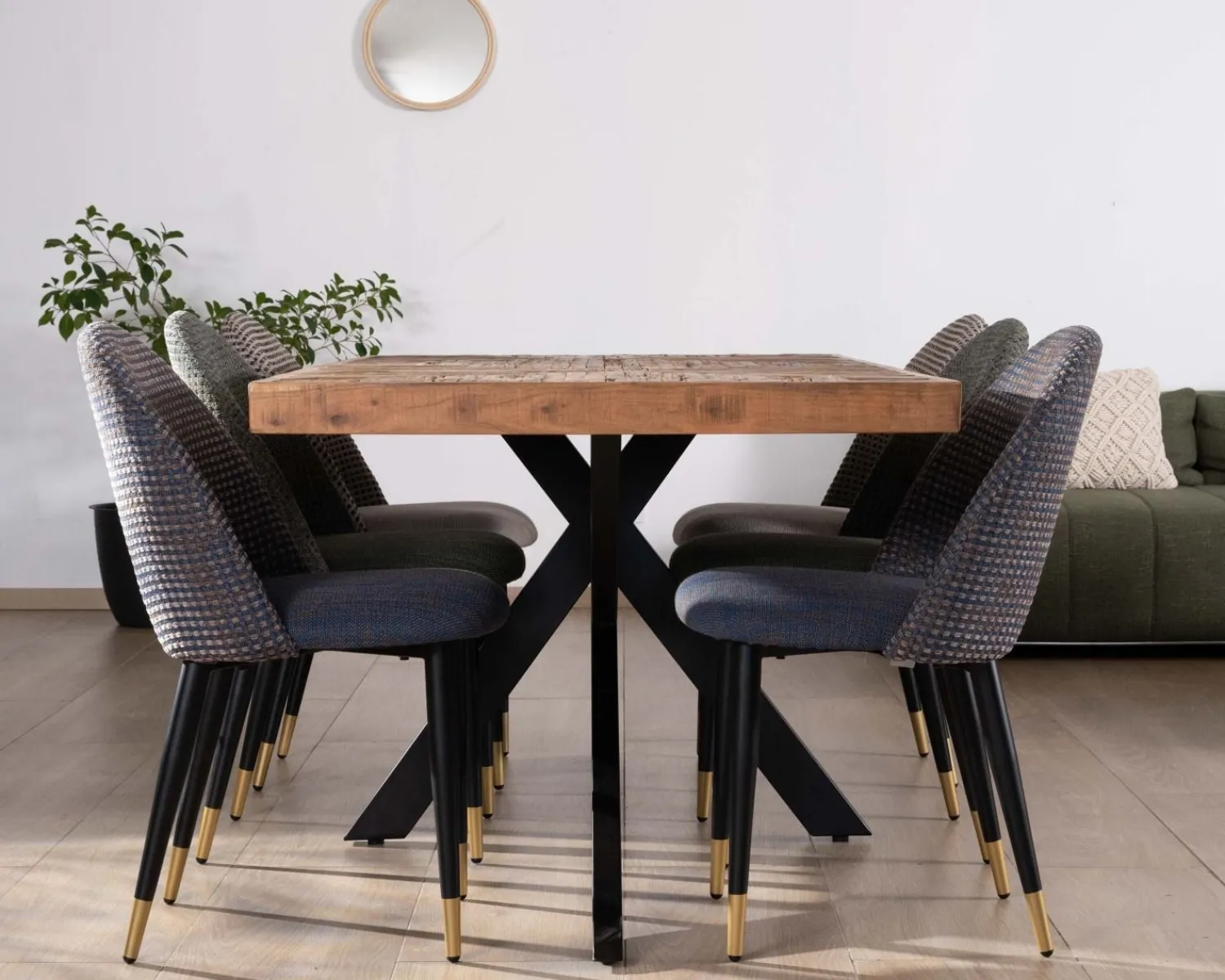 Meuble House Lot de 2 chaises en tissu bleu foncé et pieds métal laqué noir "Vermont" Discount
