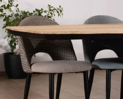 Meuble House Lot de 2 chaises en tissu taupe et pieds métal laqué noir