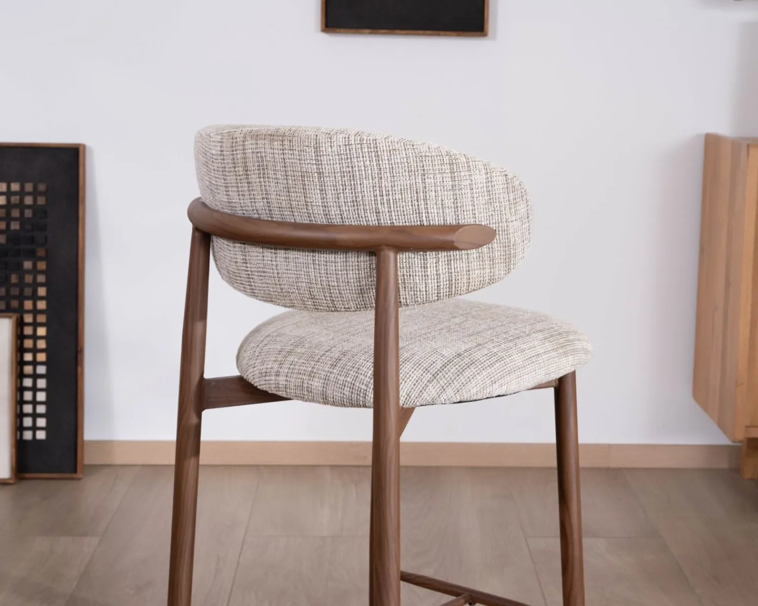 Meuble House Lot de 2 chaises mi-hauteur rétro en tissu tramé beige et marron "Arpège" pieds métal aspect noyer Clearance