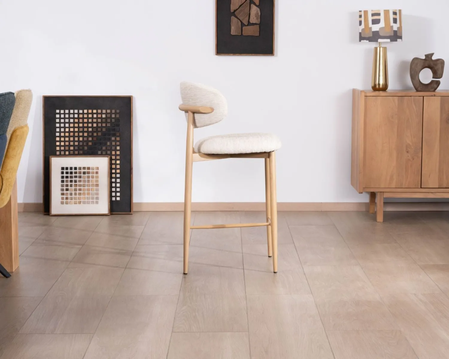 Meuble House Lot de 2 chaises mi-hauteur style scandinave en tissu blanc cassé "Arpège" pieds métal aspect bois clair Hot