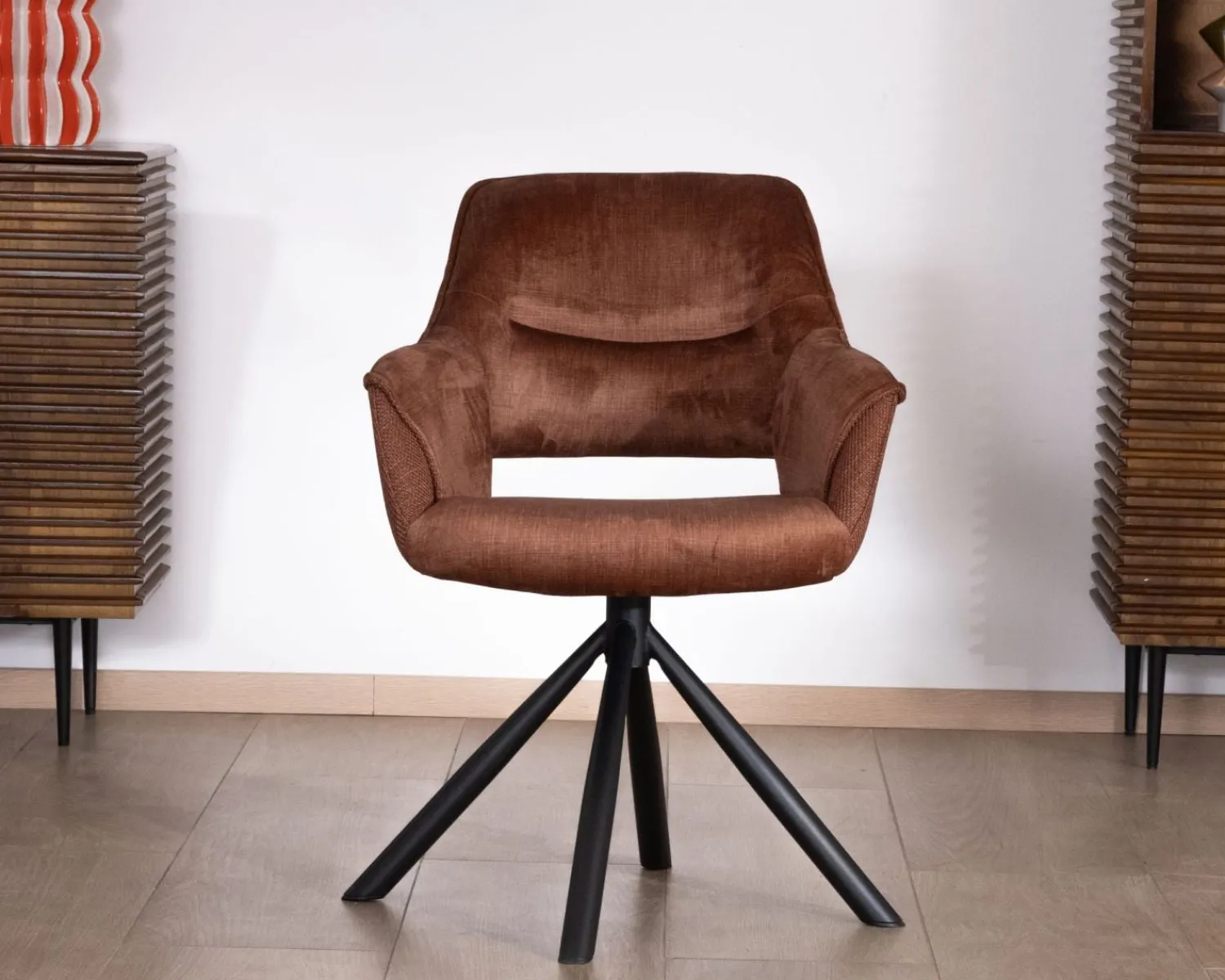 Meuble House Lot de 2 fauteuils de repas pivotants en tissu bi texturé cuivré "Chilko" esprit rétro Best