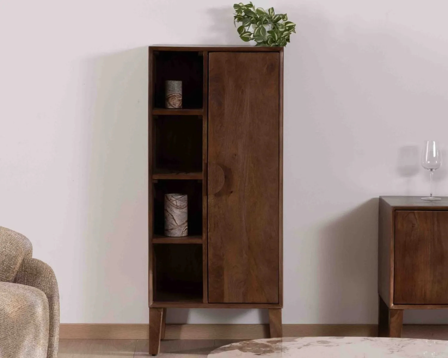 Meuble House Meuble de rangement bas en manguier massif foncé "Kaldo" Style rétro scandinave Online