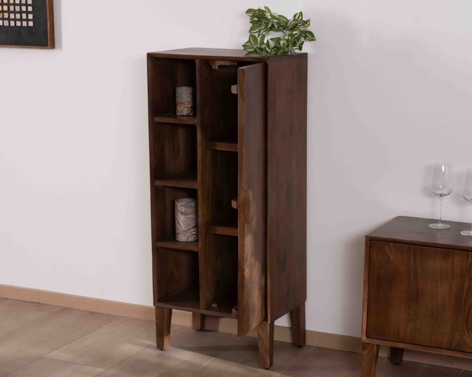 Meuble House Meuble de rangement bas en manguier massif foncé "Kaldo" Style rétro scandinave Online