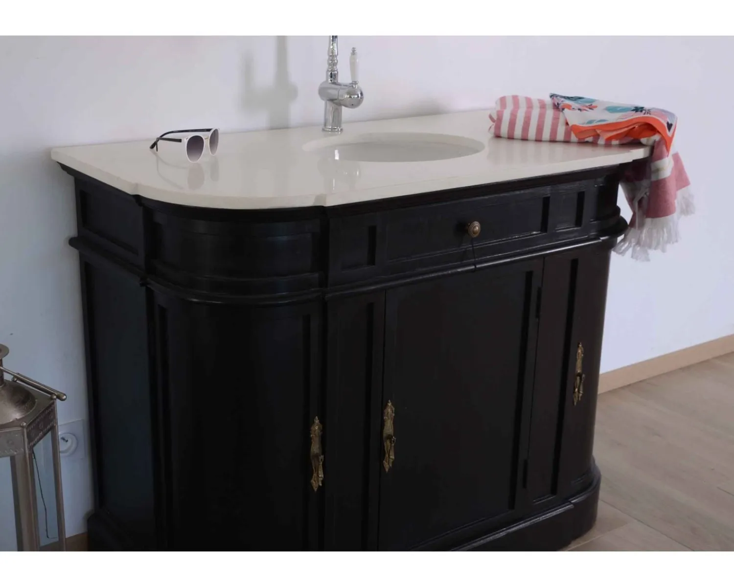 Meuble House Meuble de salle de bain 1 vasque quartz blanc et bois noir "Églantine" Sale