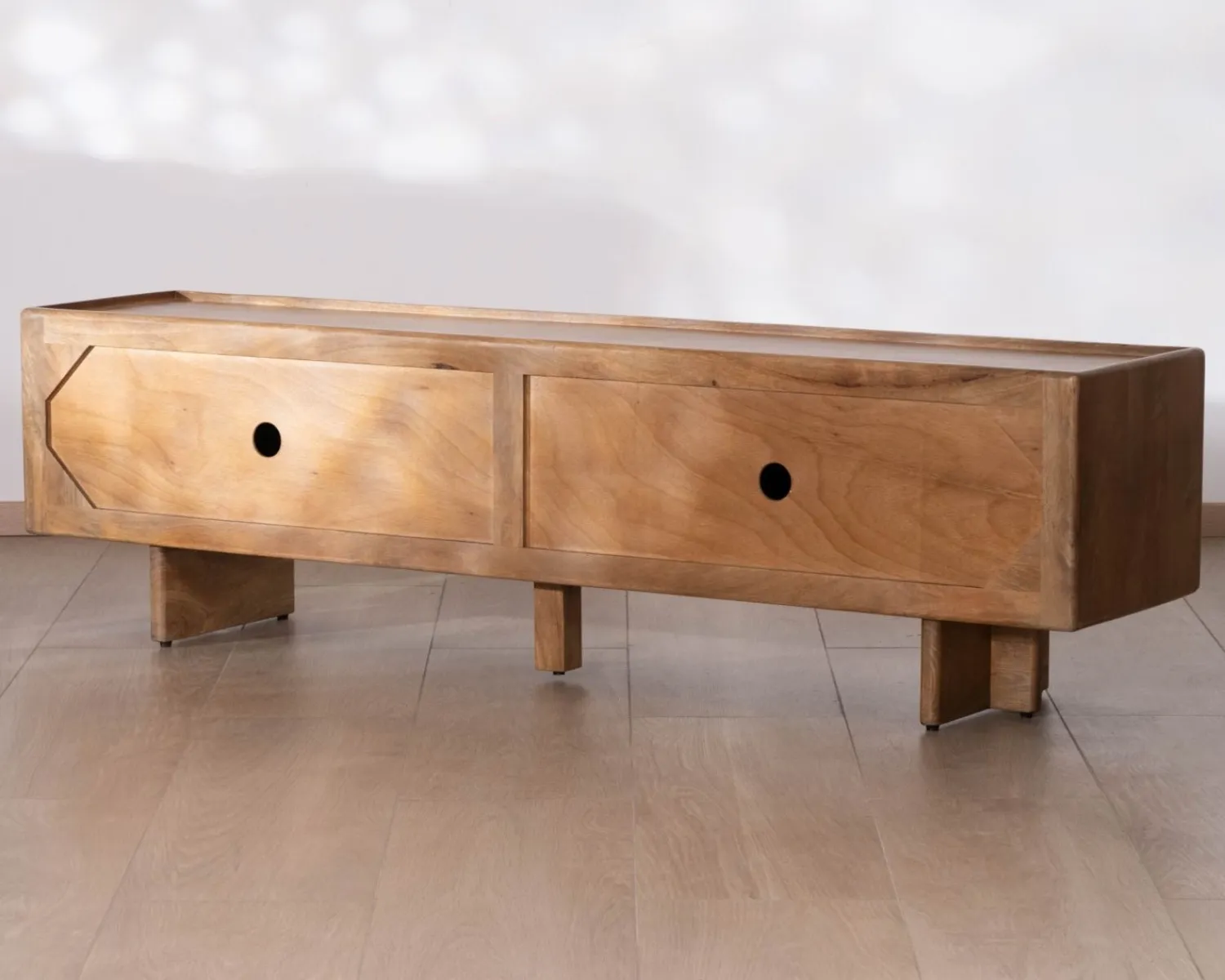 Meuble House Meuble TV bas 180 cm en manguier naturel "Odely" 4 portes Outlet
