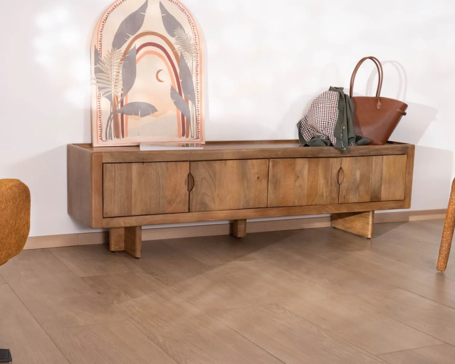 Meuble House Meuble TV bas 180 cm en manguier naturel "Odely" 4 portes Outlet