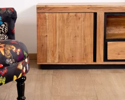Meuble House Meuble TV 145 cm contemporain en acacia avec liserés noirs