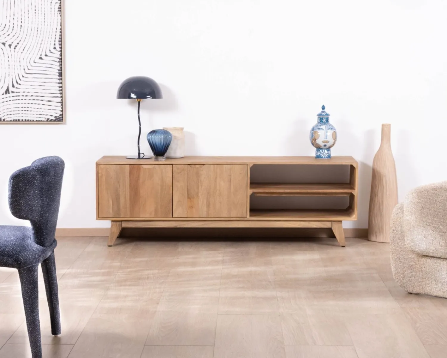 Meuble House Meuble TV 170 cm en manguier massif style scandinave "Elyka" avec double porte et niches Online