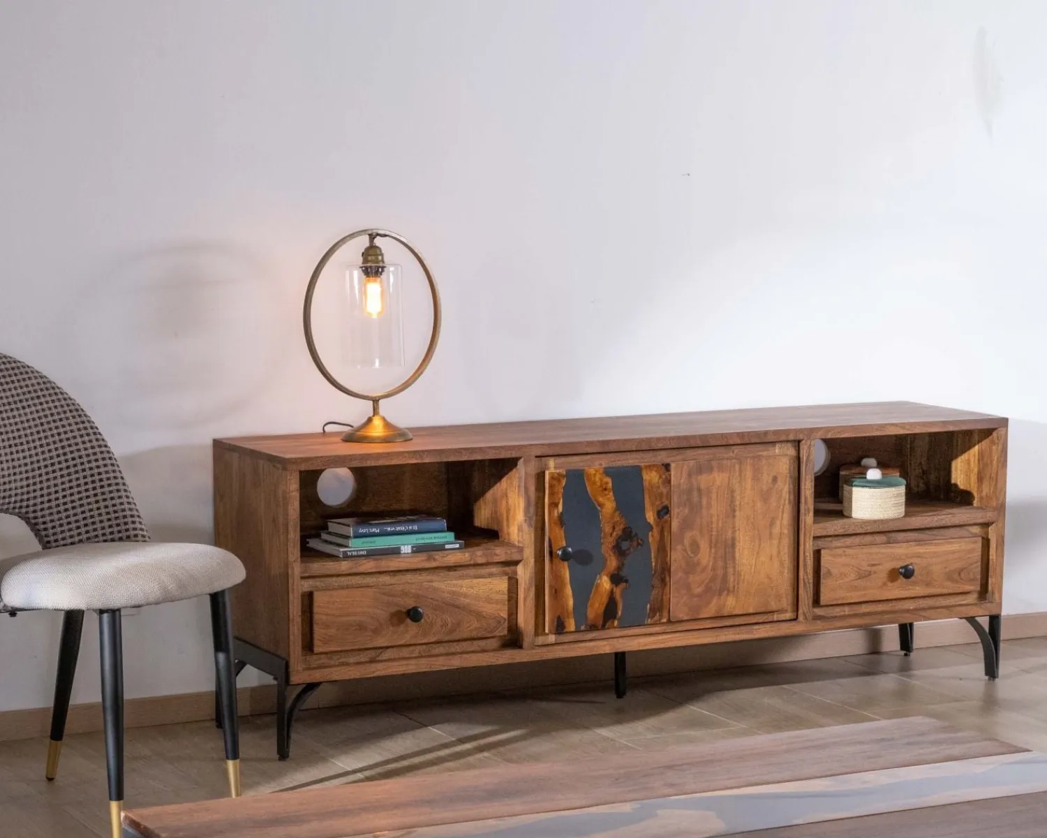 Meuble House Meuble TV 175cm ethnique acacia massif pieds métal noir "Membatu" New