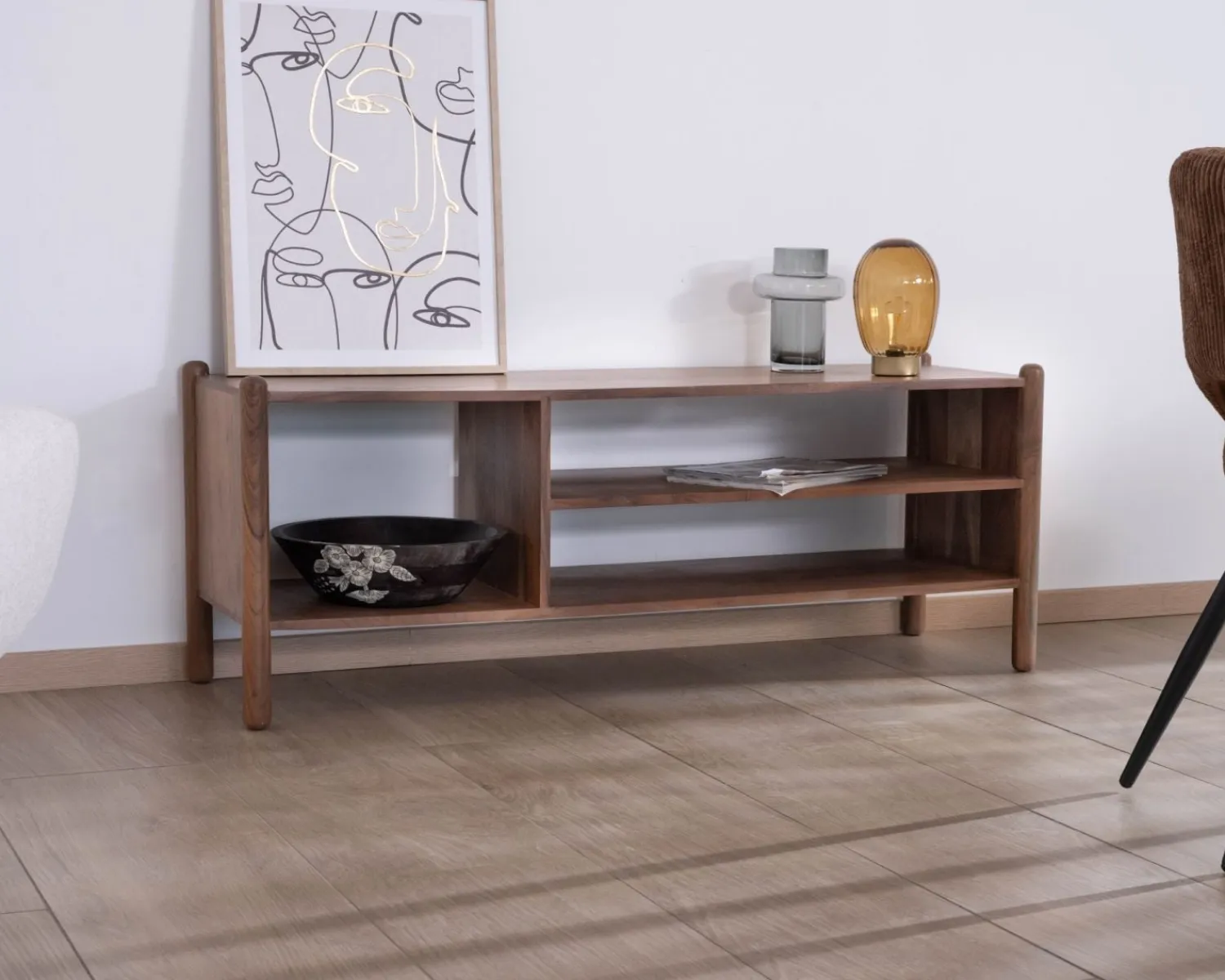 Meuble House Meuble TV esprit japandi "Yona" en acacia massif 130 cm
