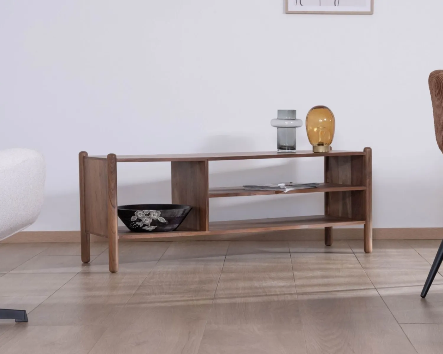 Meuble House Meuble TV esprit japandi "Yona" en acacia massif 130 cm