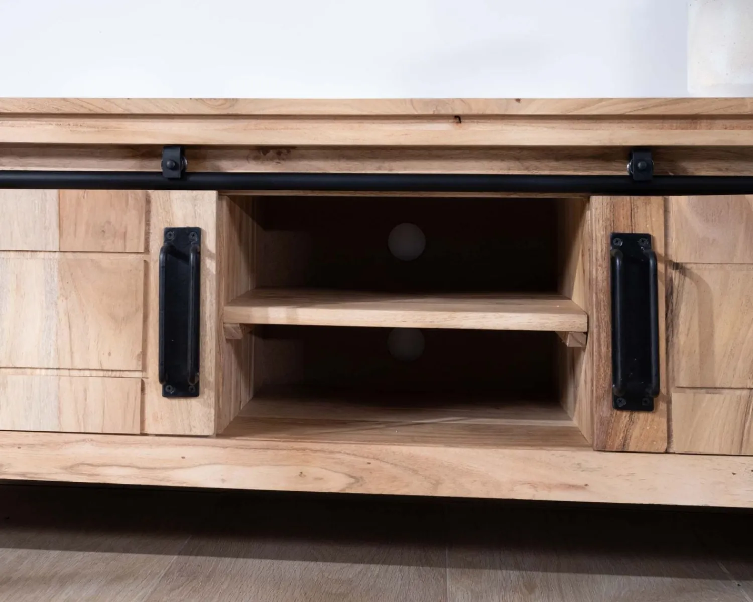 Meuble House Meuble TV industriel 180 cm bois et métal 2 portes 2 niches "Montréal" Outlet