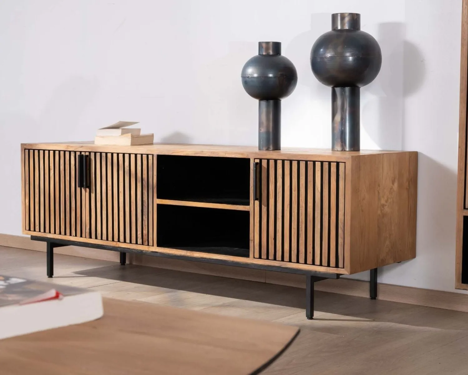 Meuble House Meuble TV 3 portes en teck style rétro "Opland" 160 cm Best