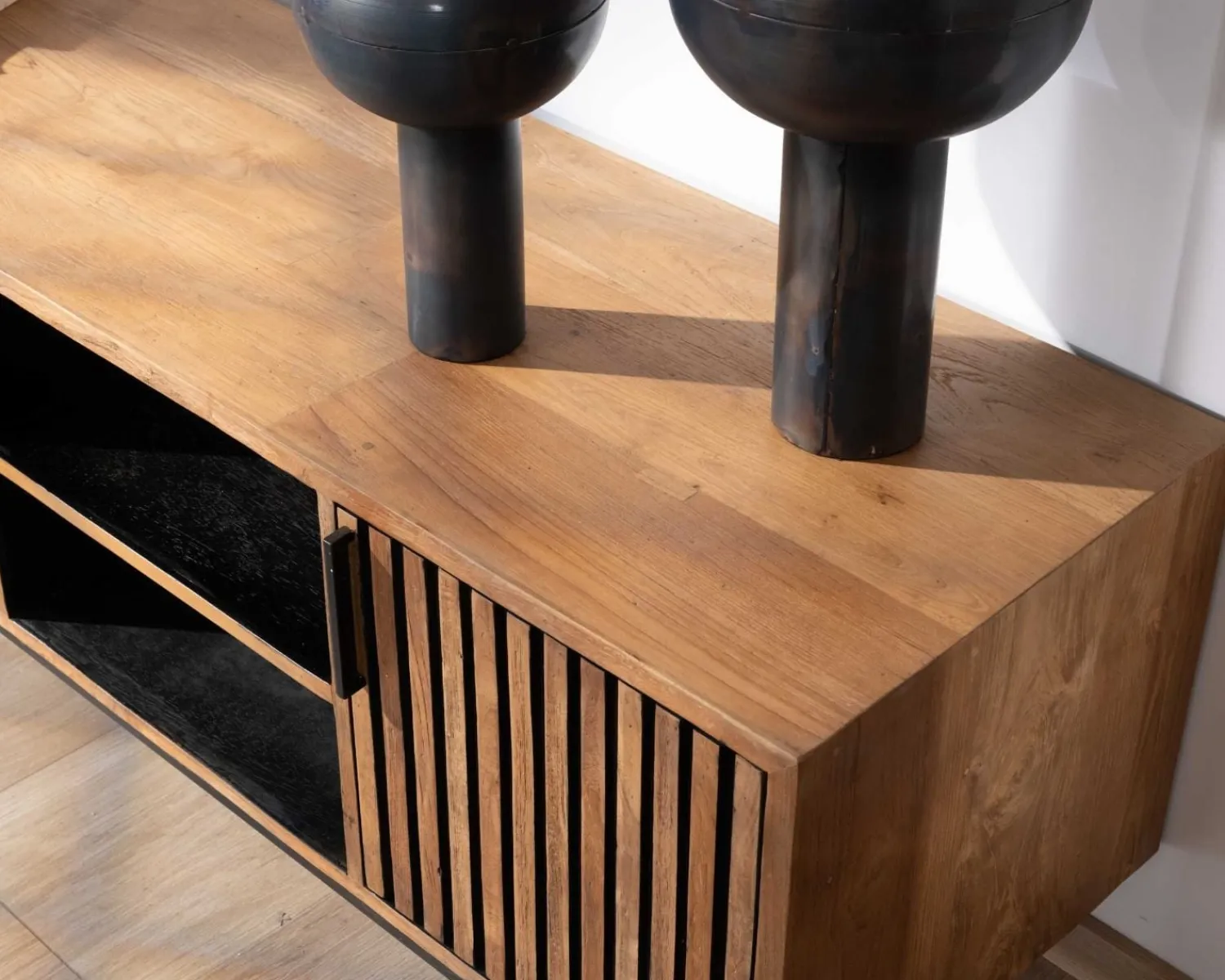 Meuble House Meuble TV 3 portes en teck style rétro "Opland" 160 cm Best