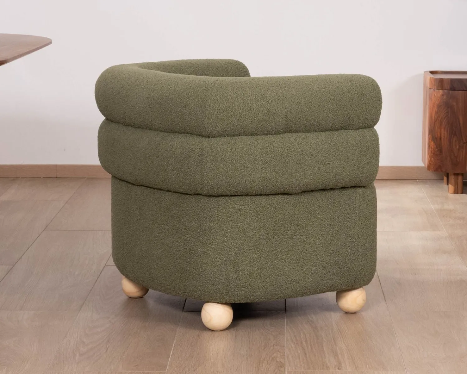 Meuble House Petite chauffeuse style retro "Wala" en tissu vert kaki Clearance
