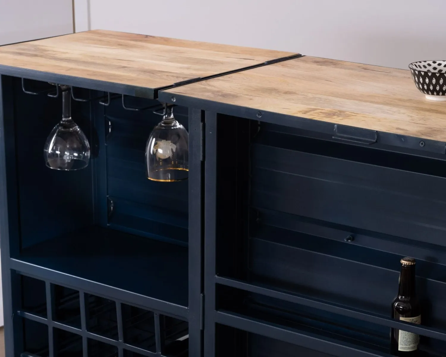 Meuble House Petit meuble de bar modulable esprit conteneur "Crazy" New