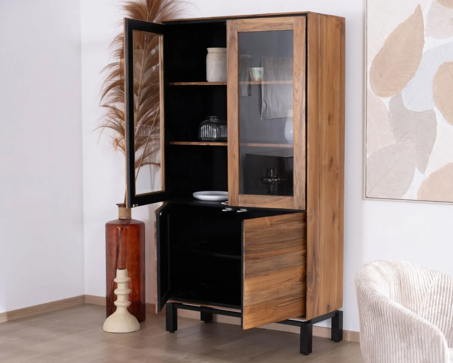 Meuble House Petit vaisselier vitré esprit contemporain "Olonie" en teck naturel, acacia et métal noir New