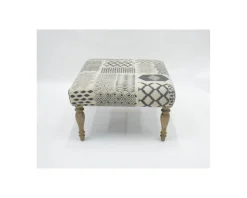 Meuble House Repose-pieds gris motif patchwork et pieds en bois naturel 