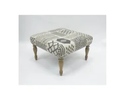 Meuble House Repose-pieds gris motif patchwork et pieds en bois naturel 