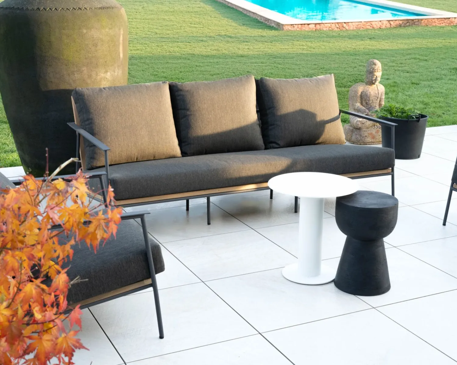 Meuble House Salon de jardin 3 pièces en aluminium, teck et tissu spécial extérieur gris foncé "Hélios" Outlet