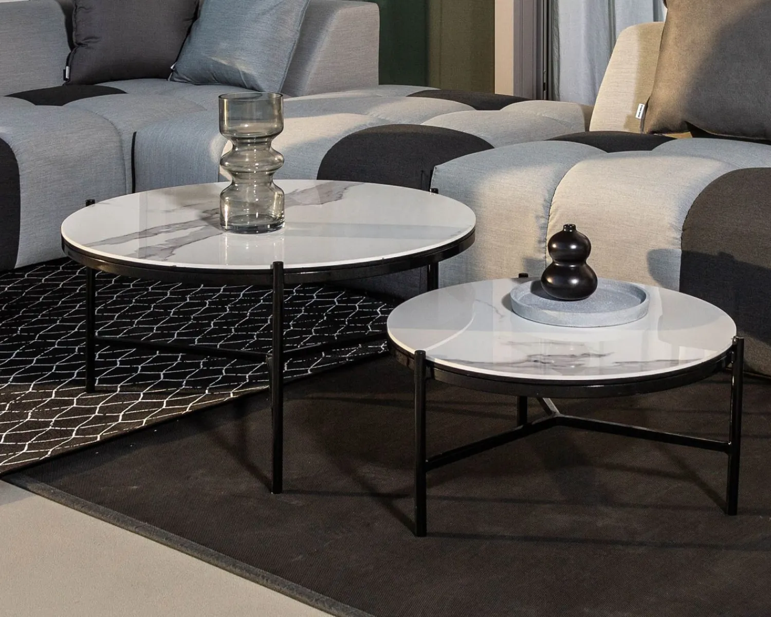 Meuble House Table basse blanche et noire, céramique et alu, diam.80 "Lazy Beach" Hot