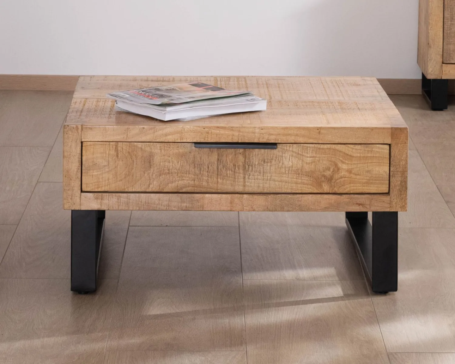 Meuble House Table basse carrée 80 cm en manguier et pieds métal "Manoha" avec grand tiroir Clearance