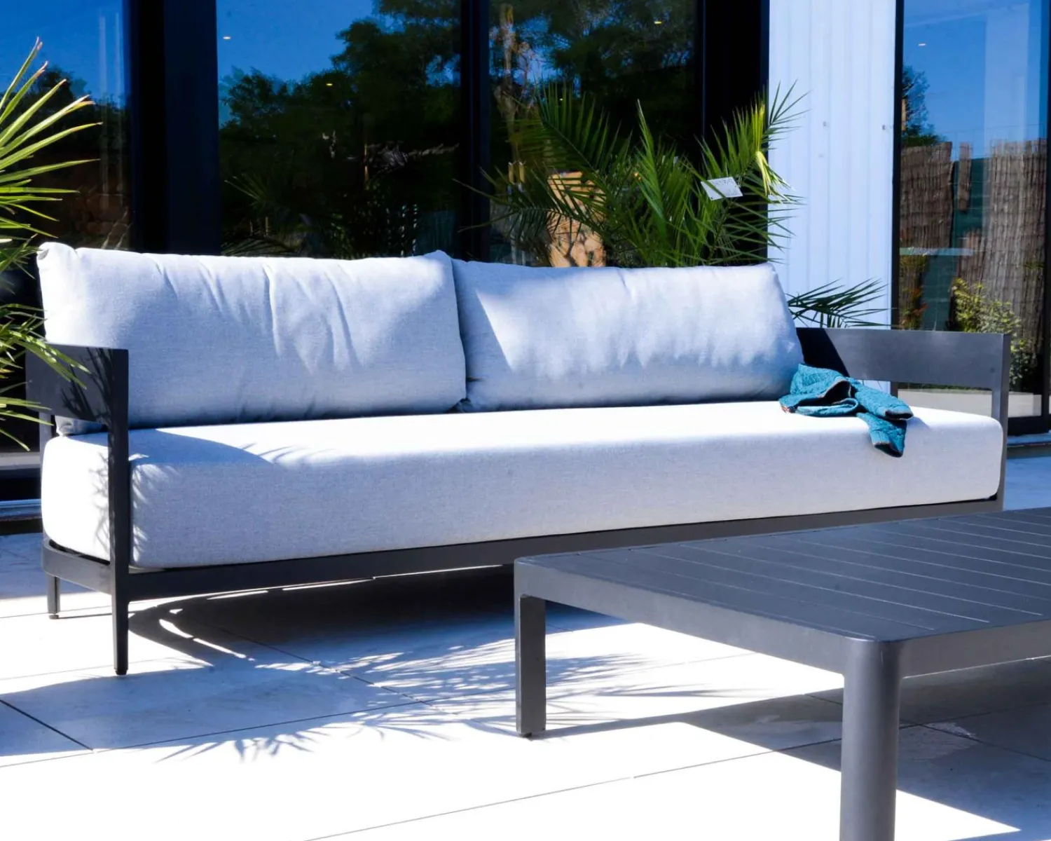 Meuble House Table basse contemporaine aluminium anthracite "Blois" spécial jardin Clearance