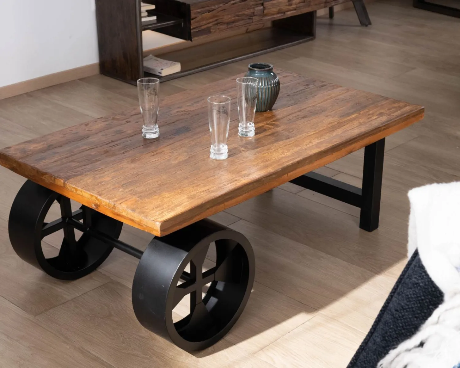 Meuble House Table basse en bois de récupération avec roues en métal "Carriola" Clearance