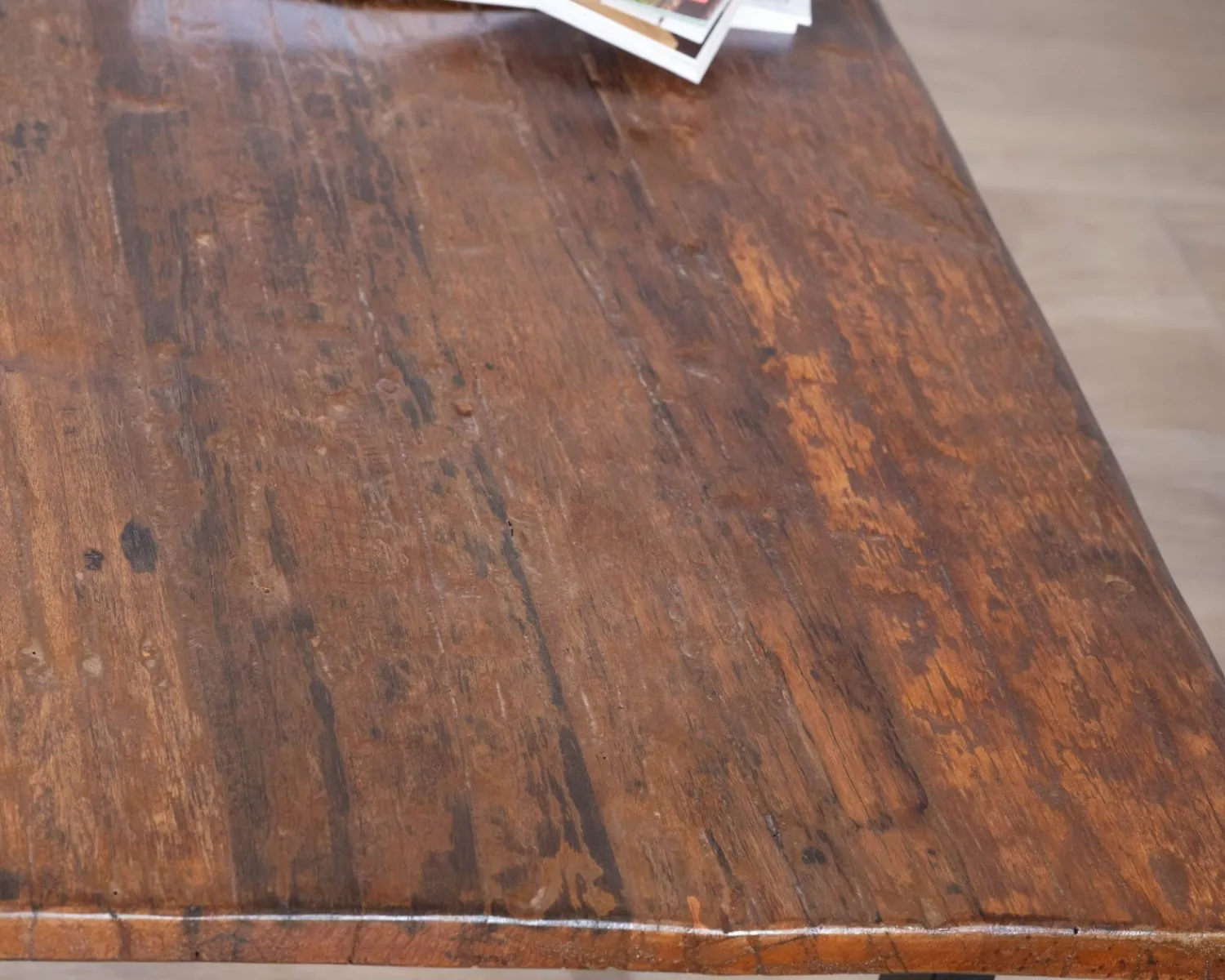 Meuble House Table basse en bois recyclé et pieds métal noir "Alésia" Discount