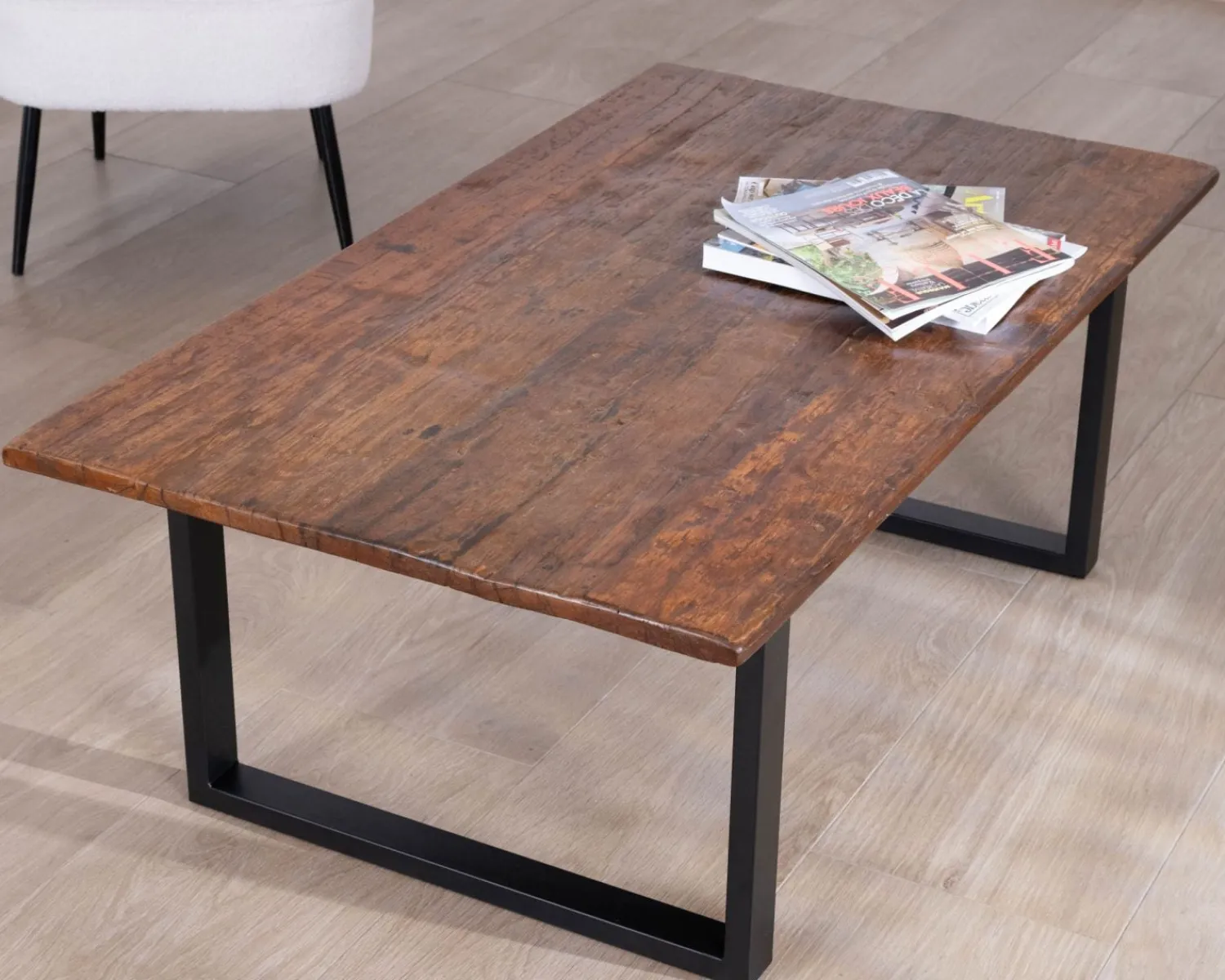 Meuble House Table basse en bois recyclé et pieds métal noir "Alésia" Discount