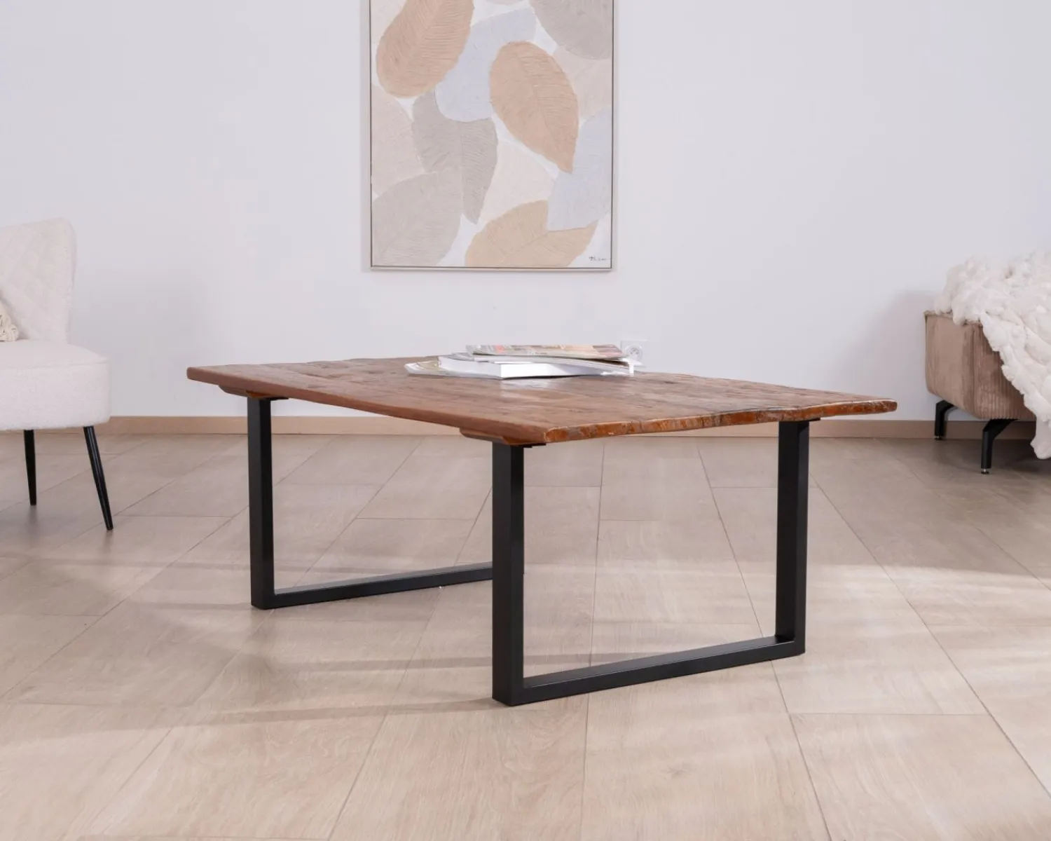 Meuble House Table basse en bois recyclé et pieds métal noir "Alésia" Discount