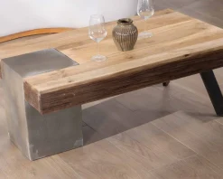 Meuble House Table basse rectangulaire design en manguier, pieds métal noir antique et ciment "Cemento" Sale