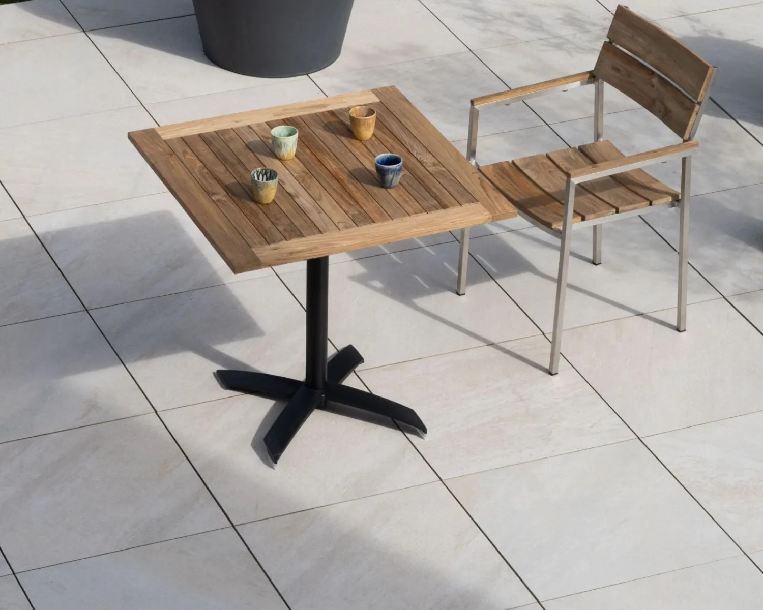 Meuble House Table bistrot 80x80 cm en teck et pied central aluminium "Ozone" plateau rabattable Sale