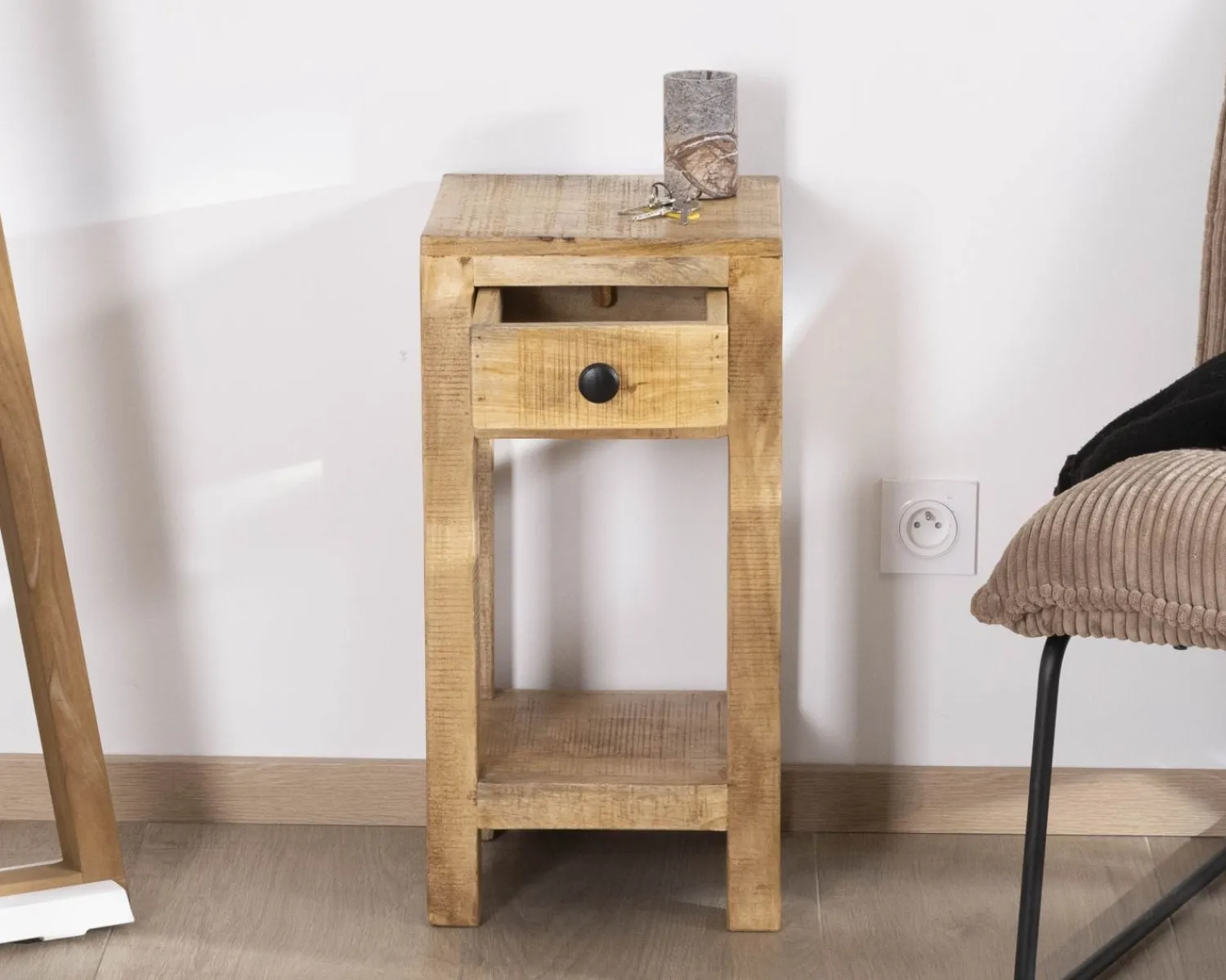 Meuble House Table de chevet structure ouverte et 1 tiroir "Manoha" en manguier H 60 cm Discount