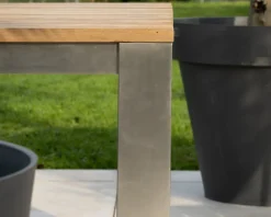 Meuble House Table de jardin carrée 160 cm en teck 