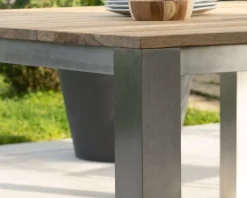 Meuble House Table de jardin carrée 160 cm en teck 
