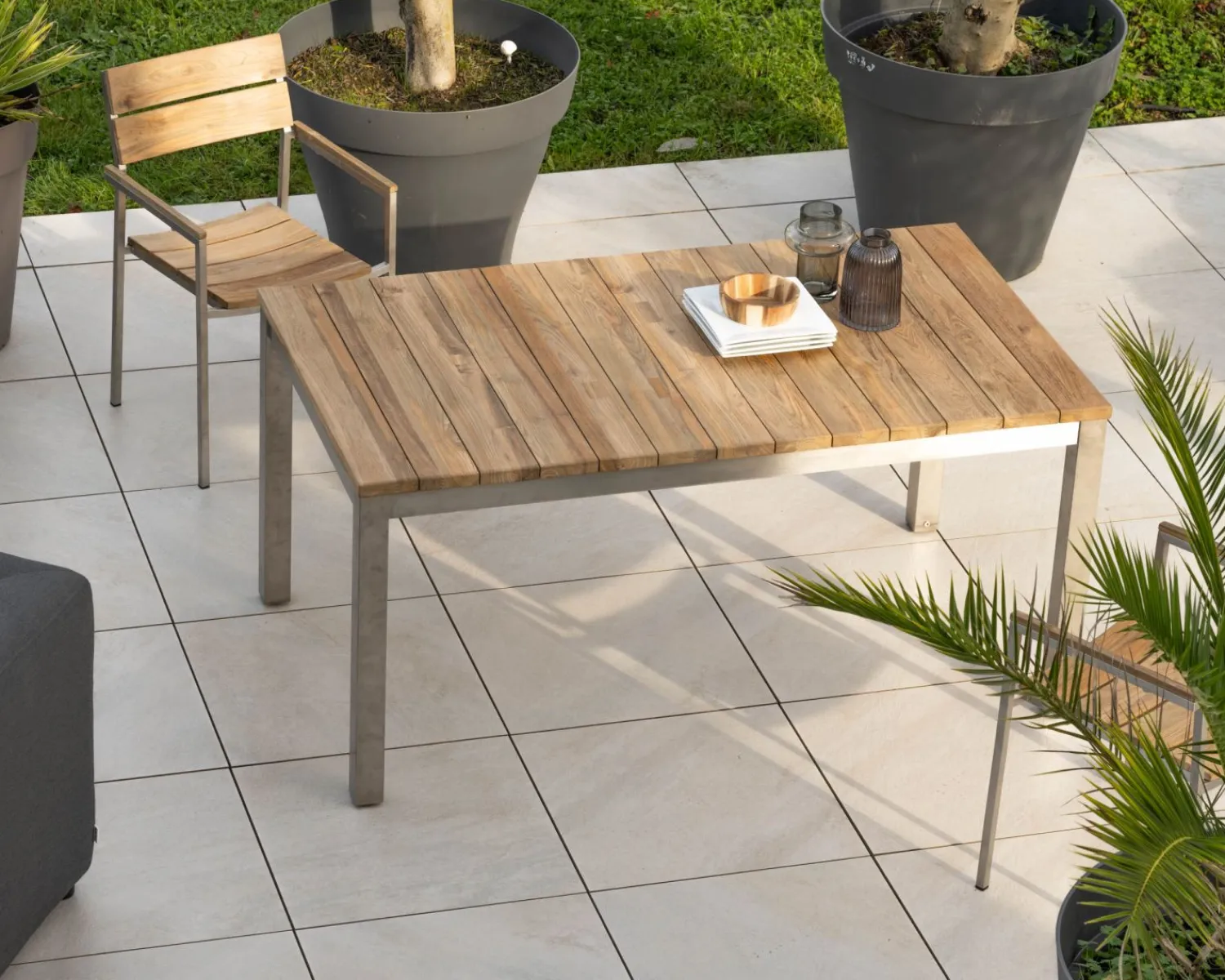 Meuble House Table de jardin extensible 160 à 220 cm design contemporain "Melta" en teck et acier inoxydable Clearance