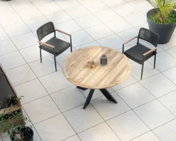 Meuble House Table de jardin ronde en teck et pieds croisés en aluminium