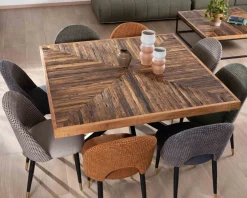 Meuble House Table de repas carrée 140cm acacia finition chevrons pieds métal noir croisés "Géonidum" New