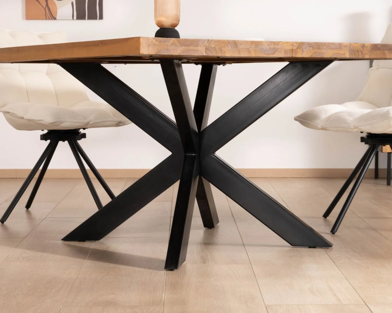 Meuble House Table de repas carrée en teck pied métal 130 cm "Zenia" Best