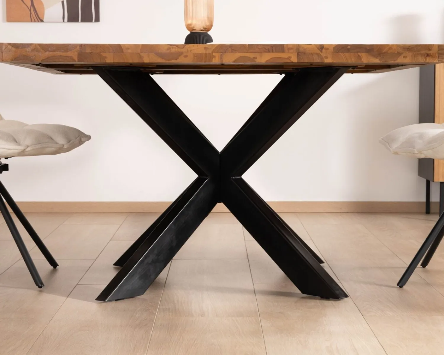 Meuble House Table de repas carrée en teck pied métal 130 cm "Zenia" Best