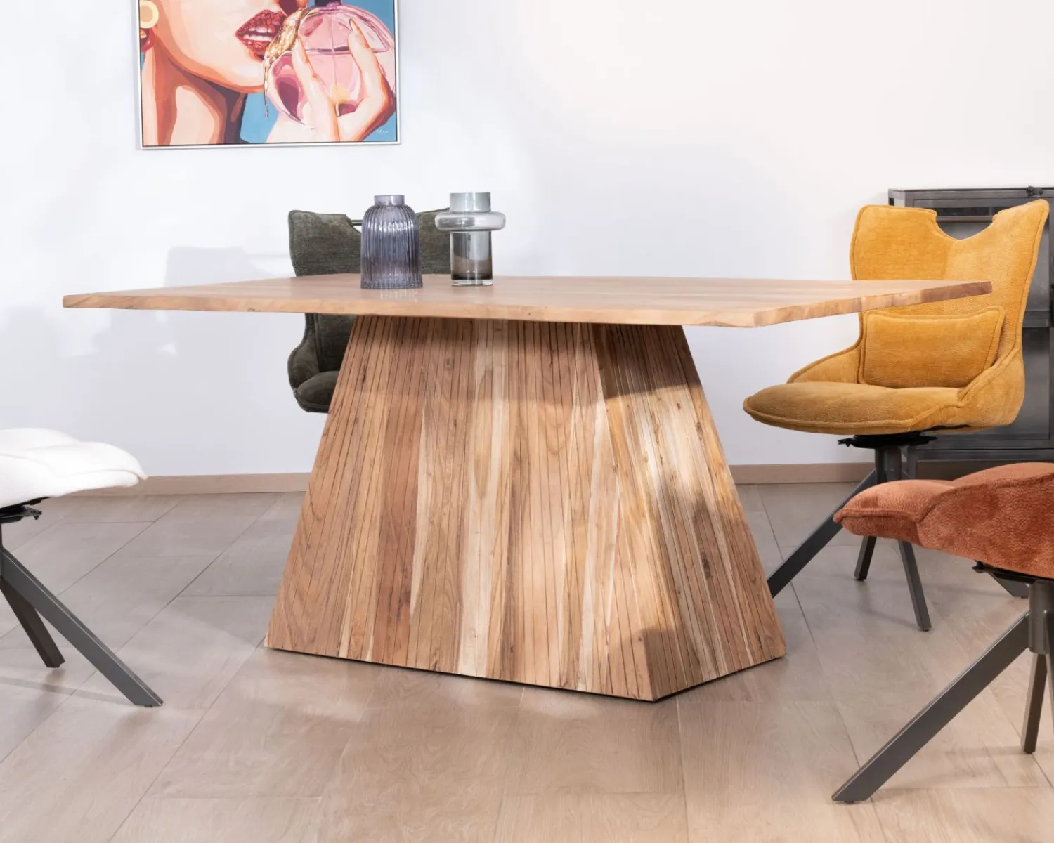 Meuble House Table de repas 175 cm design "Elki" en acacia avec pied central Discount