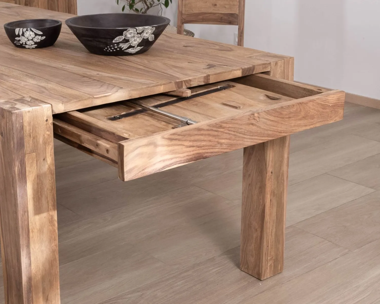 Meuble House Table de repas extensible en palissandre "Kalanohé" 180 cm Outlet