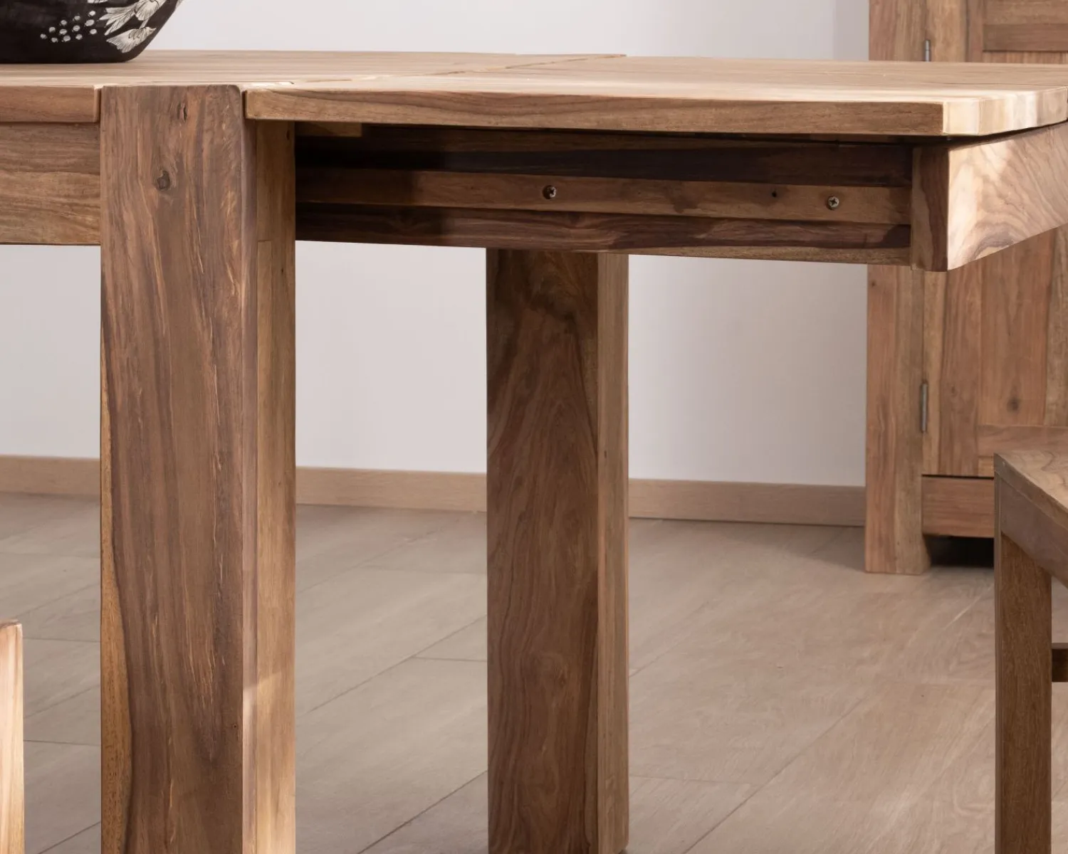 Meuble House Table de repas extensible en palissandre "Kalanohé" 180 cm Outlet