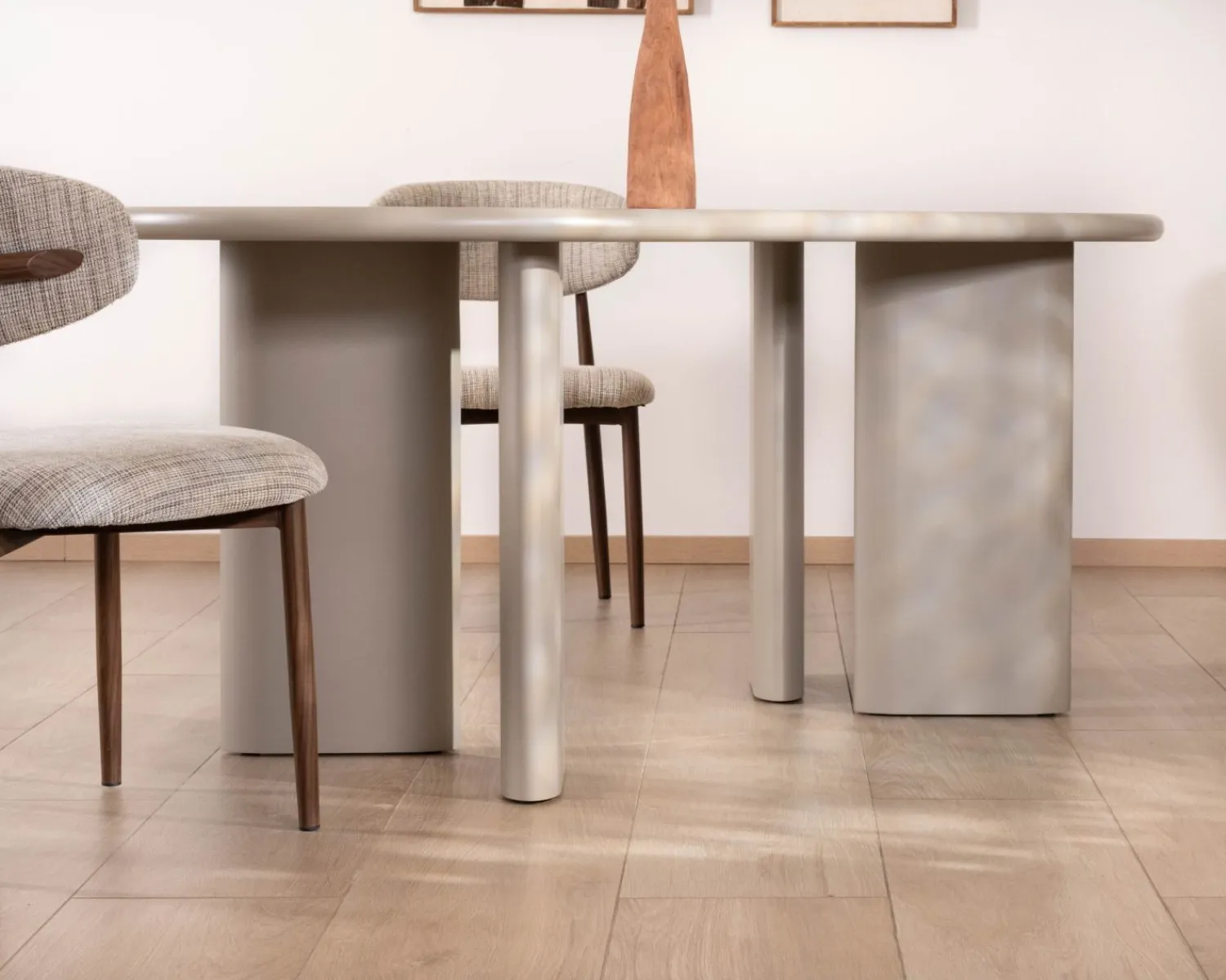 Meuble House Table de repas ovale 180 cm design moderne et épuré beige "Odyna" Discount