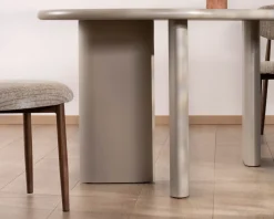 Meuble House Table de repas ovale 180 cm design moderne et épuré beige