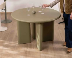 Meuble House Table de repas ronde coloris vert sauge 