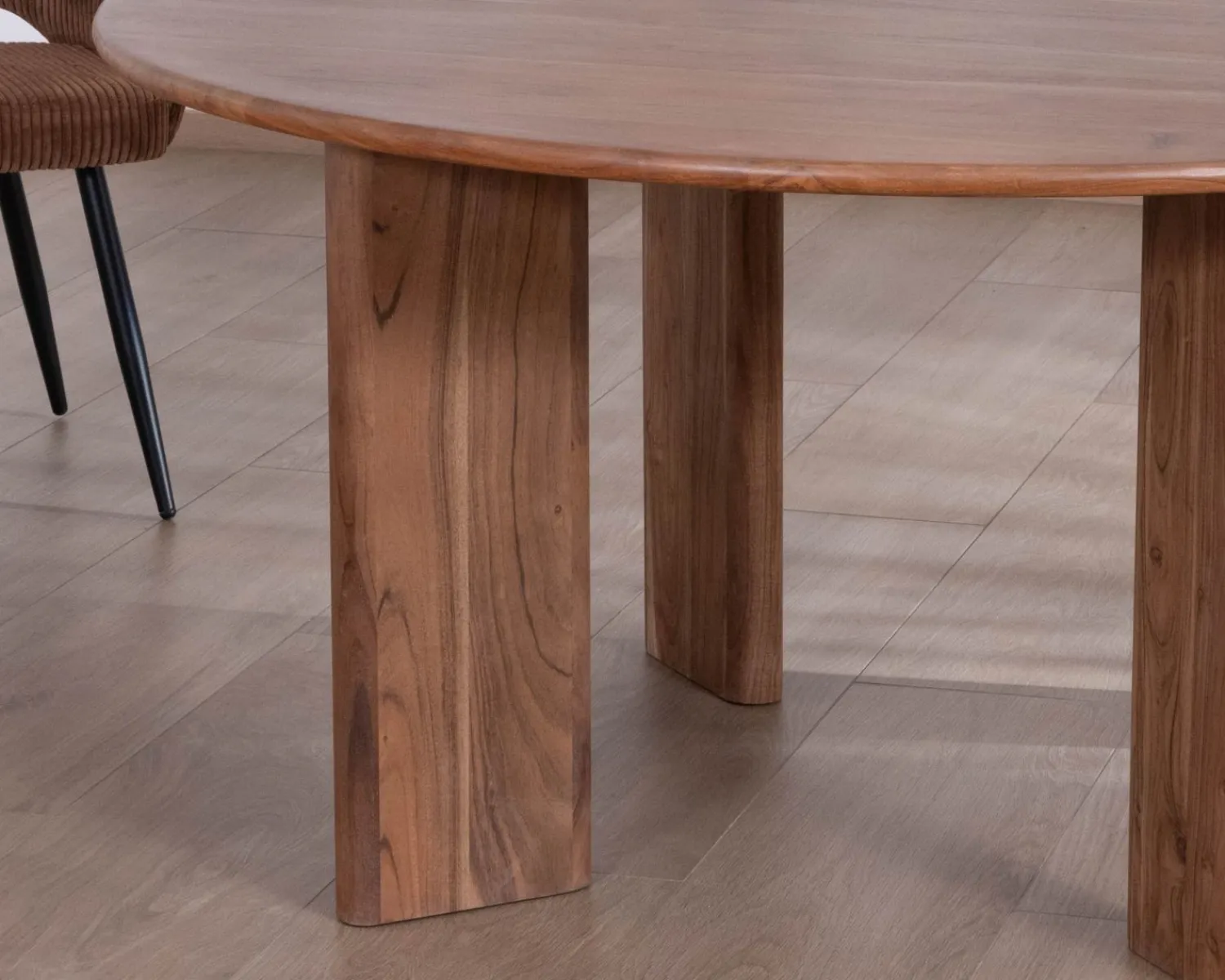Meuble House Table de repas ronde style japandi "Yona" 150 cm Clearance