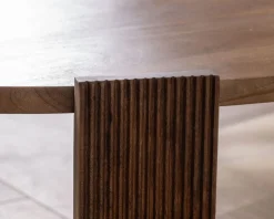 Meuble House Table de salon ovale en manguier pieds cannelés
